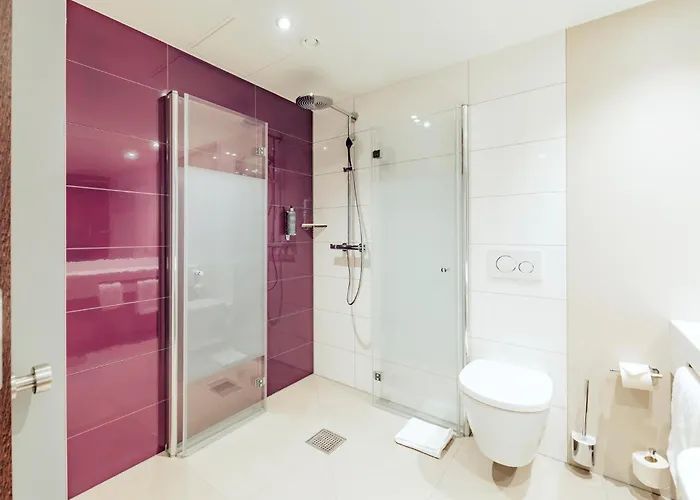 Premier Lokhoefe Hotel 3*