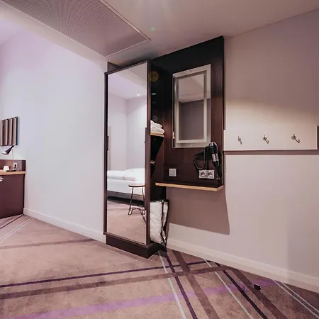 Premier Lokhoefe Hotel 3*